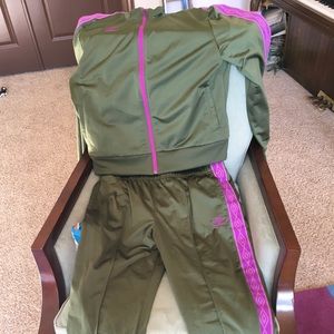 Umbro Track Suit, sz XL/XXL